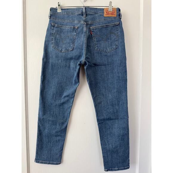 Levi's Strauss Boyfriend Jeans Classic Denim Med Wash Size 30 - Picture 7 of 15